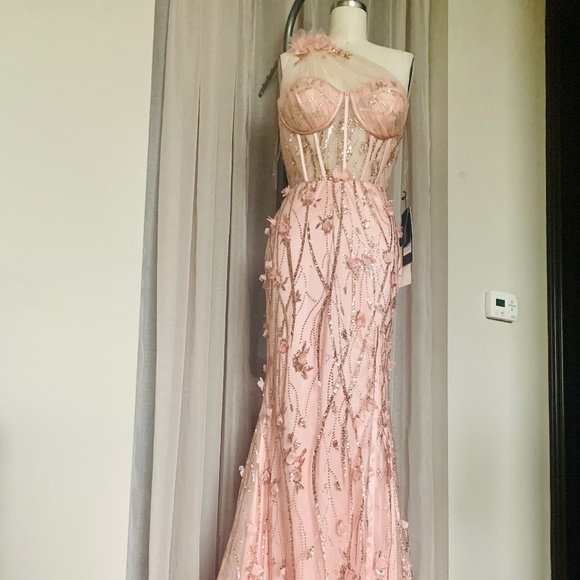 Corseted Mesh Gown - Picture 3 of 4